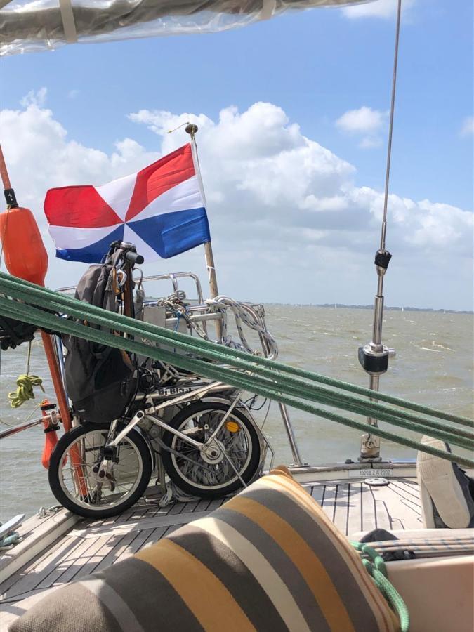 Stay Only Or Sailaway With Friends And Family Have More Fun Medemblik Exterior photo