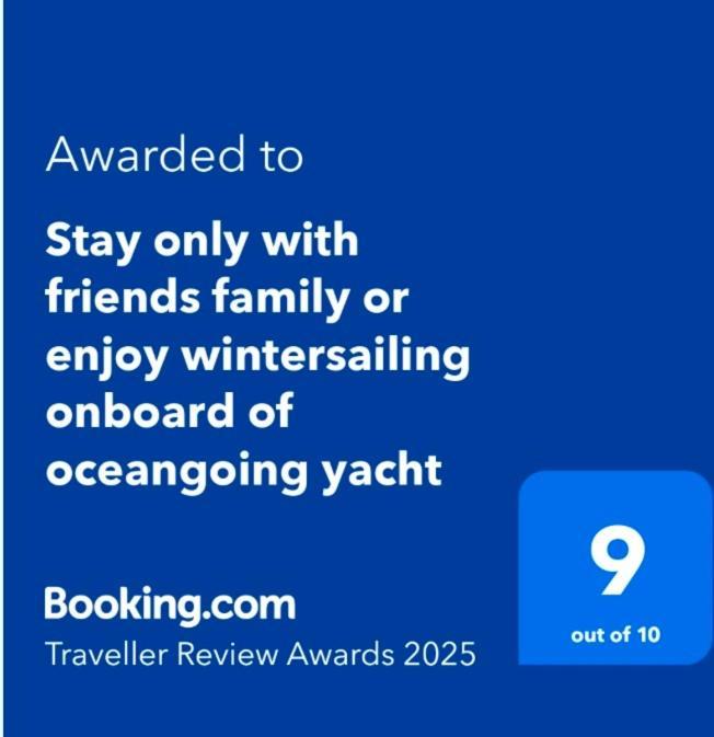 Stay Only Or Sailaway With Friends And Family Have More Fun Medemblik Exterior photo